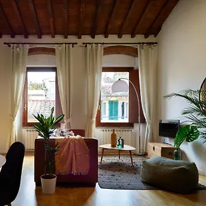 duomo-side-boho-chic-apartments.it-tuscanyhotel.com/